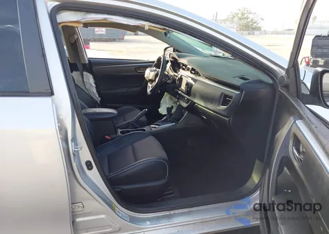 2016 Toyota Corolla S Plus z USA, uszkodzony, nr VIN 5YFBURHE2GP369637